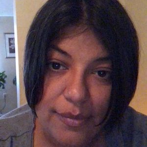 Meet your Posher, Monique